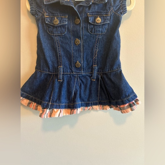 Vintage Carters Denim Top with Ruffles, Size 3-6 mo - Picture 5 of 7